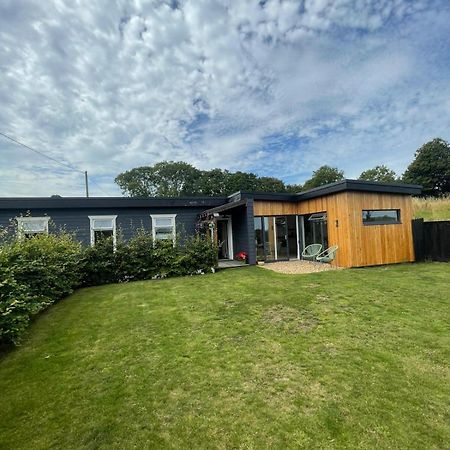 Ocean Breeze Villa Cork Bagian luar foto