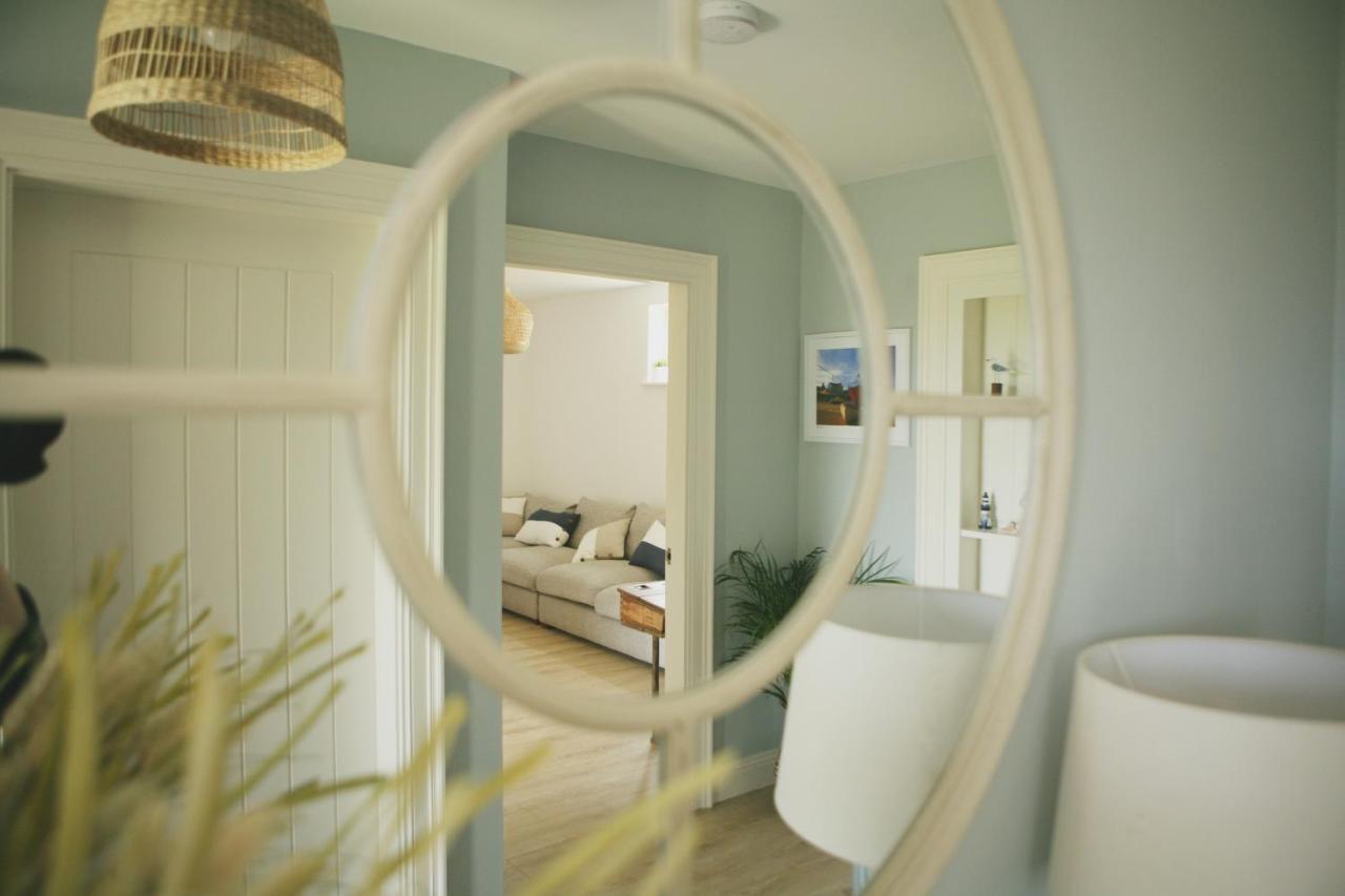 Ocean Breeze Villa Cork Bagian luar foto