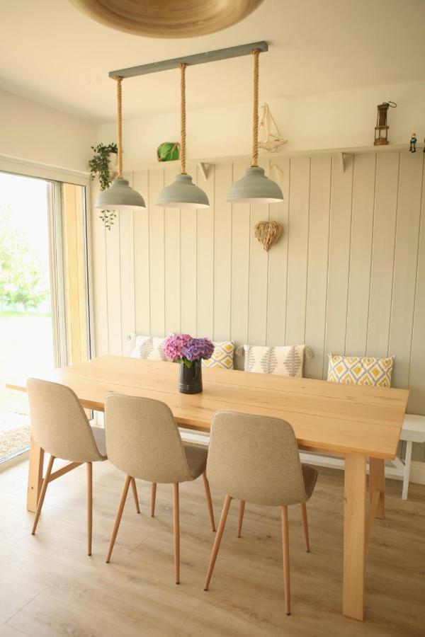 Ocean Breeze Villa Cork Bagian luar foto